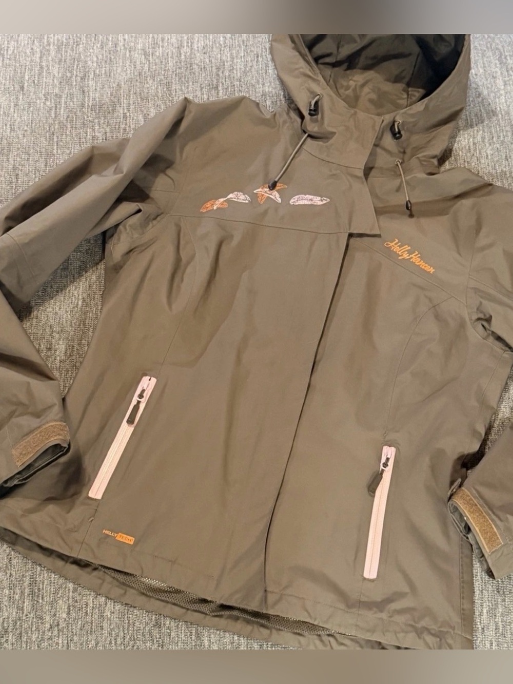 Helly Hansen Shell Rain Jacket Brown w/ Pink Feather Detail Youth Sz L Women’s S